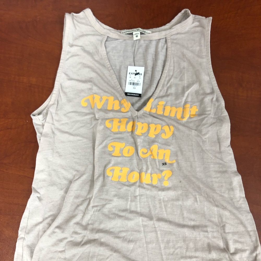 Express graphic tank nwt